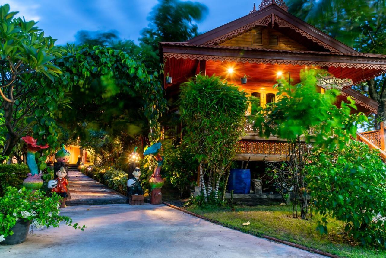Pn Gold Resort Bangsaen Exterior foto